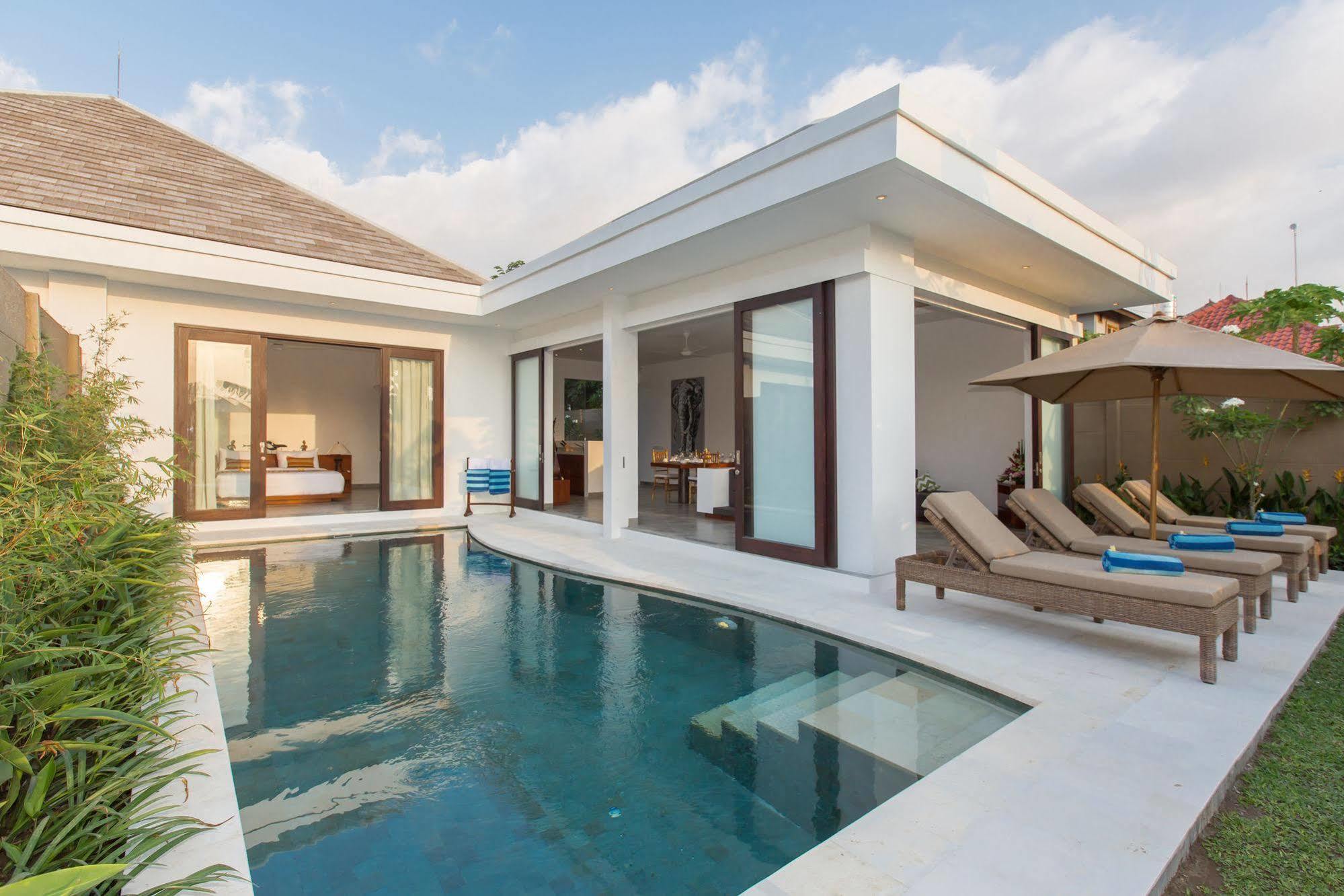 Gajah Villas Bali By Nagisa Bali Seminyak Kültér fotó